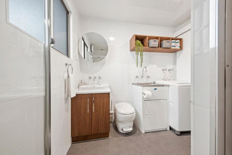 Renmark River Villas & Boats & Bedzzz - Foster Accommodation 2
