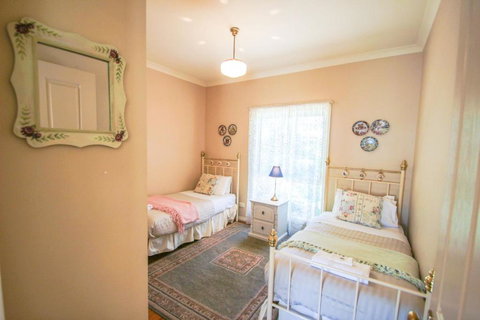 Harrietville Cottage - Foster Accommodation 3