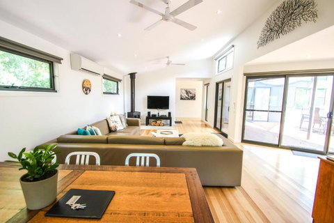 The Base One - Foster Accommodation 6