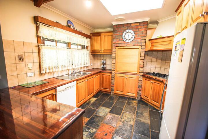 Freeburgh VIC Foster Accommodation