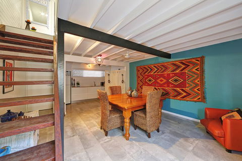 ZEN Beach Retreat - Foster Accommodation 3