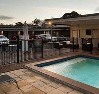 New Crossing Place Motel  Apartments - Foster Accommodation