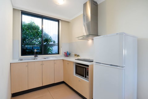 New Crossing Place Motel & Apartments - Foster Accommodation 5