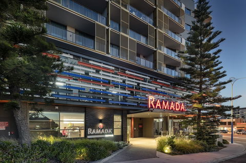 Ramada VetroBlu Scarborough Beach - Foster Accommodation 3