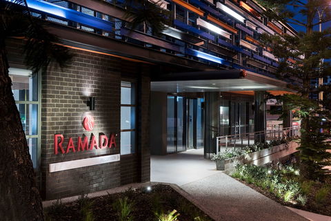 Ramada VetroBlu Scarborough Beach - Foster Accommodation 0