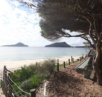 Beachfront Shoal Bay - Foster Accommodation