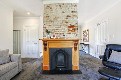 Bellevue Accommodation - Foster Accommodation 3