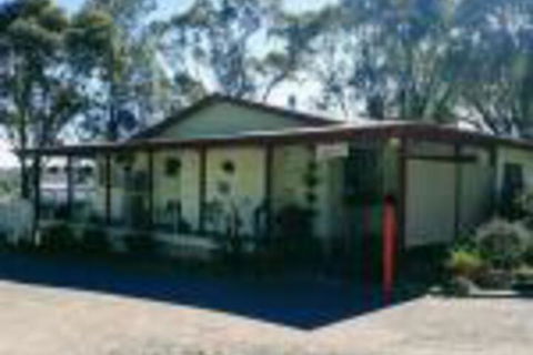 Rose City Caravan Park - Foster Accommodation 0