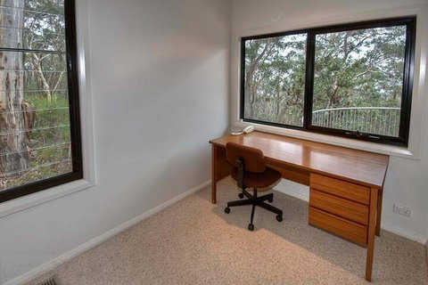 Delmonte - Foster Accommodation 6