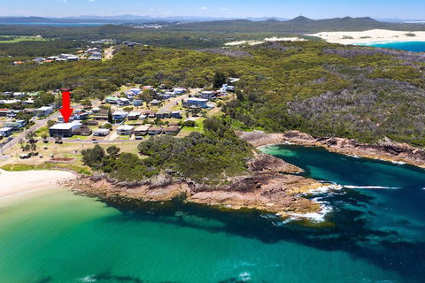 On The Beach Getaway - Foster Accommodation 2