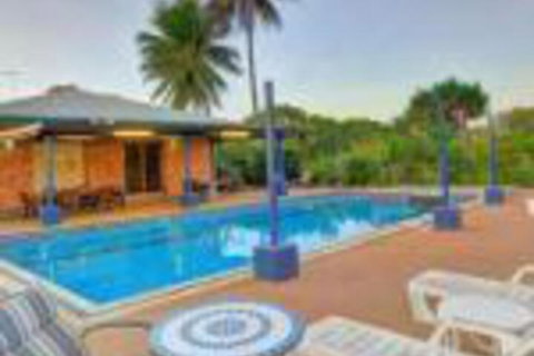 Alva Beach Tourist Park - Foster Accommodation 0