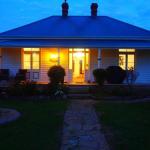 Windsor Cottage - Foster Accommodation 0