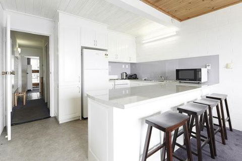 Moose 9 - Foster Accommodation 1