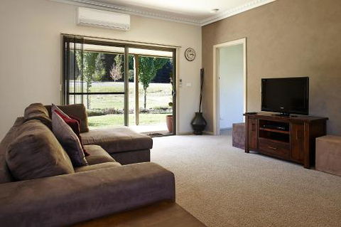 La Casa - Foster Accommodation 3
