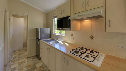 Fishery Falls Holiday Park - Foster Accommodation 6