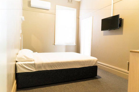 Swansea Hotel - Foster Accommodation 4