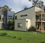 Paradise by the Bay - Foster Accommodation