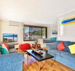 Sandy Toes Beach House Jervis Bay 2min to Beach - Foster Accommodation