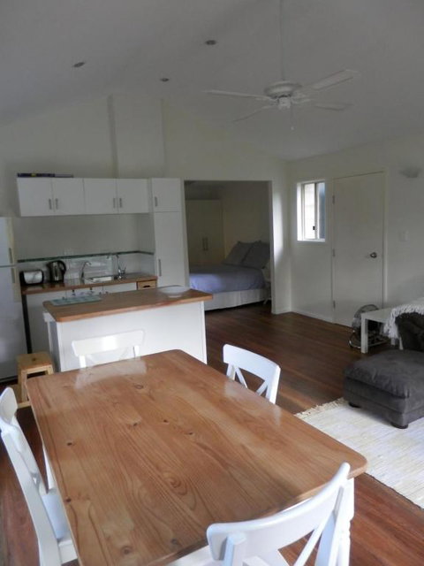 Wondai Hideaway Apartment - Foster Accommodation 1