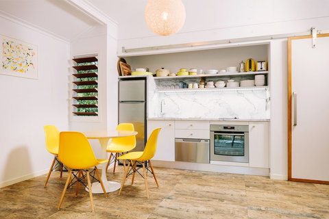 The Little Bush Hut - Foster Accommodation 2