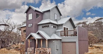 Alyeska - Foster Accommodation 0