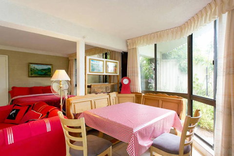 Beach Haven Studio - Foster Accommodation 2