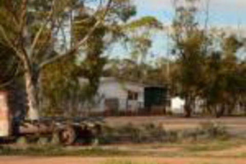 Nulla Nulla Farm Retreat - Foster Accommodation 0