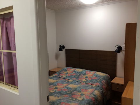 Edgecliff Lodge Motel - Foster Accommodation 5