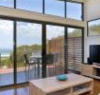 Earth Sea Sky - Foster Accommodation