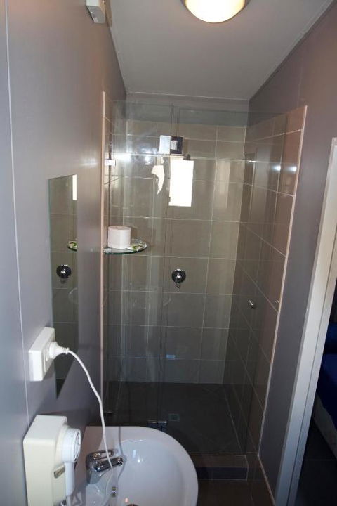Yandina Caravan Park - Foster Accommodation 2