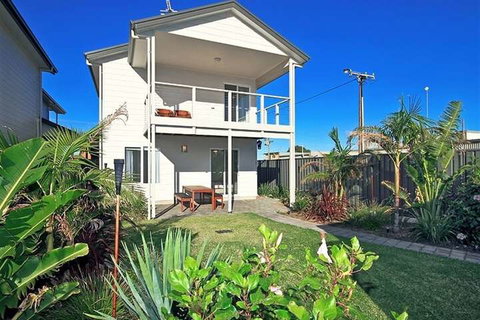 Sunset At Snapper Point - Foster Accommodation 2