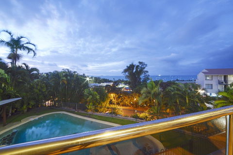 Airlie Harbour 3 Bedroom Apartment - Foster Accommodation 6