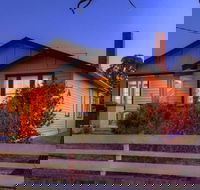 Grace's Spa Cottage - Foster Accommodation