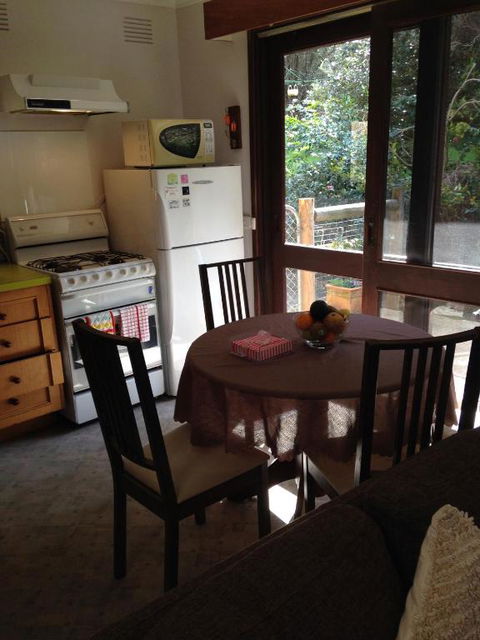 Eltham South Lodge - Foster Accommodation 3
