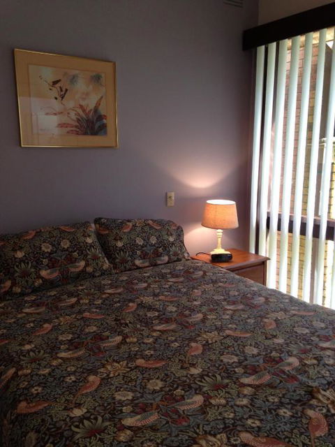 Eltham South Lodge - Foster Accommodation 2