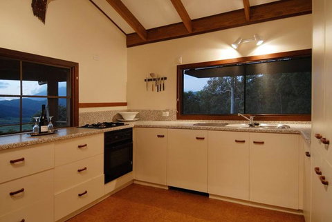 Cloud 9 - Foster Accommodation 6