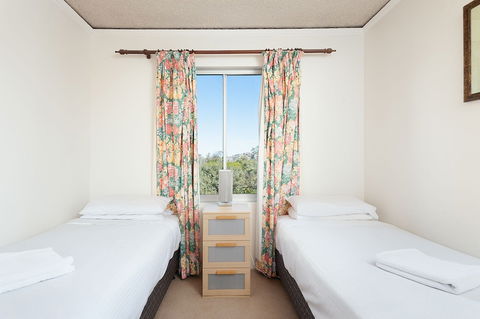 Absolute Water Front Coogee H331 - Foster Accommodation 0