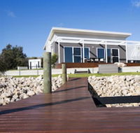 Villa Serra - Foster Accommodation