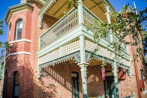 Grenfell Hall B & B - Foster Accommodation 0