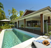 17 Cascade Luxury House on Fairway - Foster Accommodation