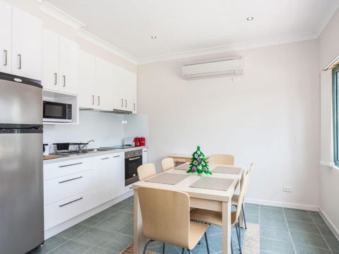 Anglesea River Apartments 2 Bed Unit 2 / 4 - Foster Accommodation 1