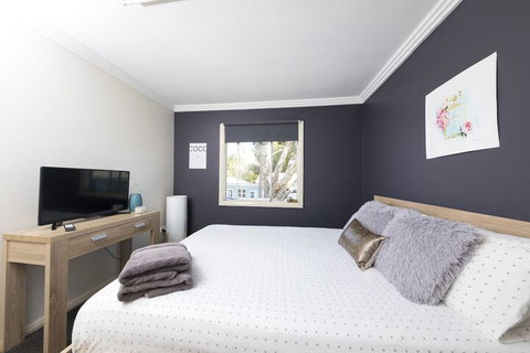 La Casa - Foster Accommodation 7
