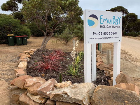 Emu Bay Holiday Homes - Foster Accommodation 0