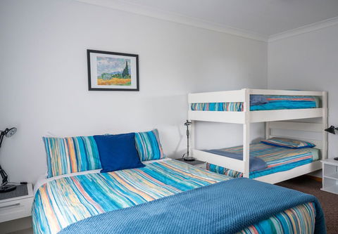 Emu Bay Holiday Homes - Foster Accommodation 5