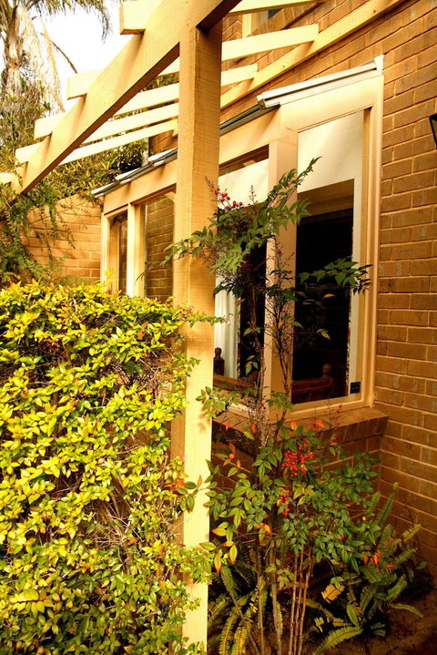 Adelaide Heritage Cottages & Apartments - Foster Accommodation 2