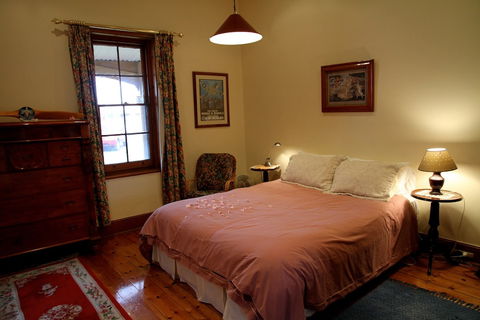 Adelaide Heritage Cottages & Apartments - Foster Accommodation 5
