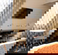 Mercure Orange - Foster Accommodation