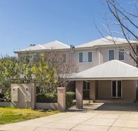Inner Western Suburbs Retreat - Foster Accommodation