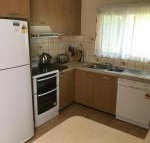 Lakeside Chalet  Studio - Foster Accommodation