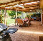 Sunbaker Beach House 4 Mins to Beach Pet Friendly with Fire Pit - Foster Accommodation